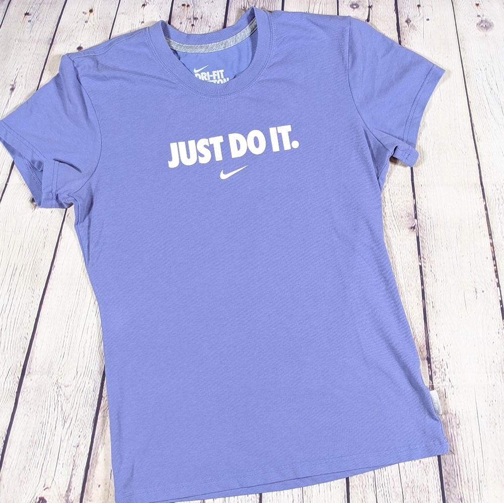 Nike Women's Shirt Purple Just Do It To Size Medium Short Sleeve